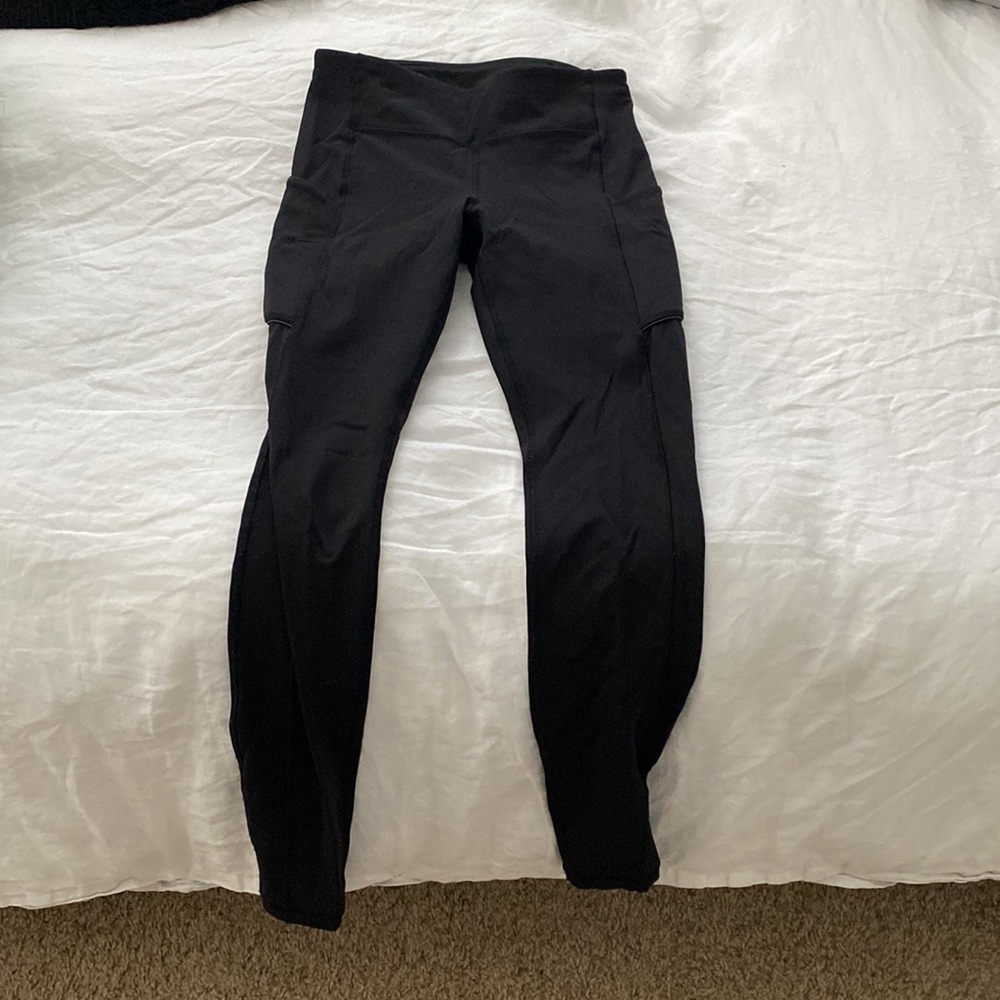 Lulu workout leggings